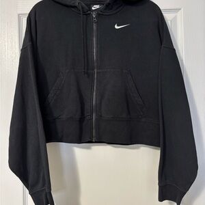 Nike Oversize Cropped Zip-Up Hoodie